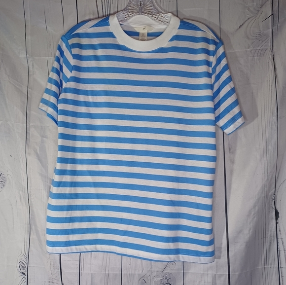 H&M Blue and White Striped Men's Shirt - Picture 1 of 13